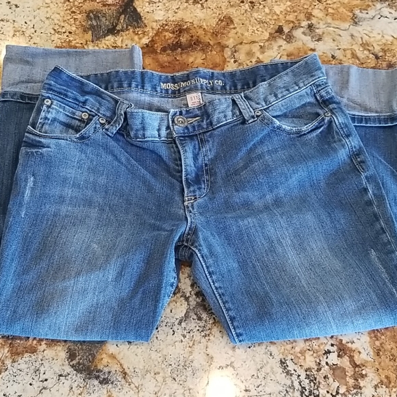 Mossimo Supply Co. Denim - Mossimo Crop Jeans
